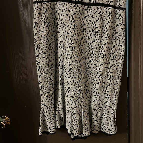 Pretty gray lace dress🥰 - Picture 2 of 3